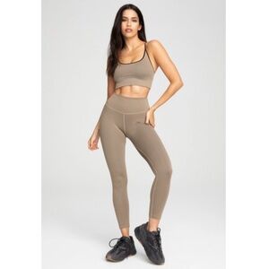 Good American Ribbed leggings